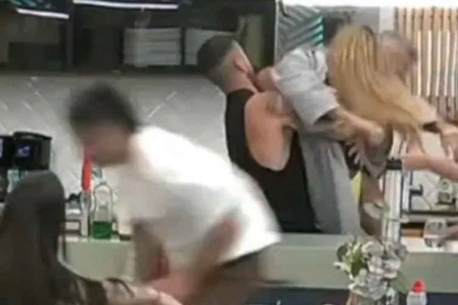 Susto en Gran Hermano: se desmayó una de las participantes