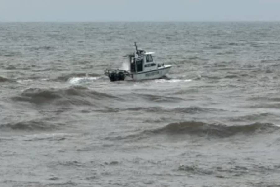 Sigue la búsqueda del argentino que desapareció tras meterse al mar en Punta del Este