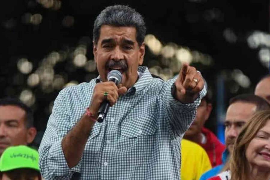 Maduro llama a venezolanos a acompañarlo en su juramento el 10 de enero