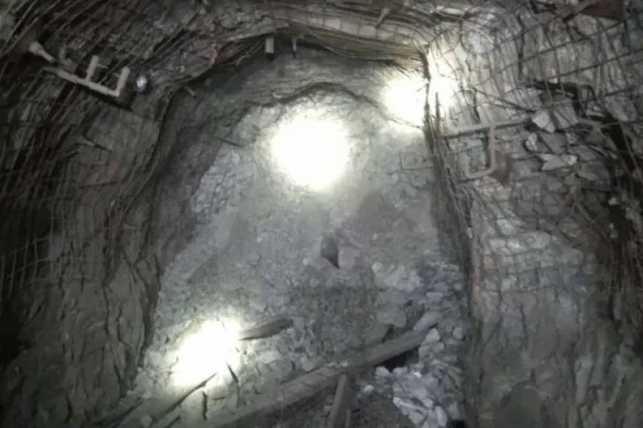 Intensifican en Perú las tareas de rescate de 17 mineros atrapados en un socavón