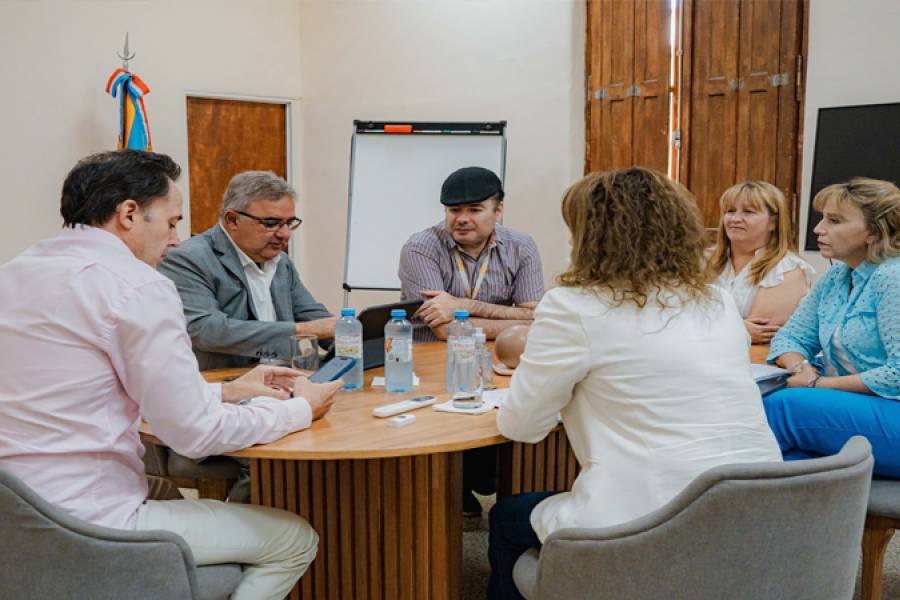 El gobierno y la intersindical docente acordaron agenda educativa y paritaria docente para este 2025