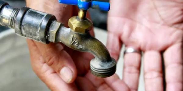 Reclamo por falta de agua potable en el interior provincial