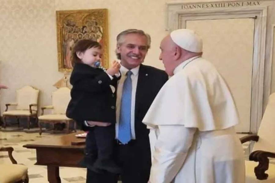 El papa Francisco recibió al expresidente Alberto Fernández