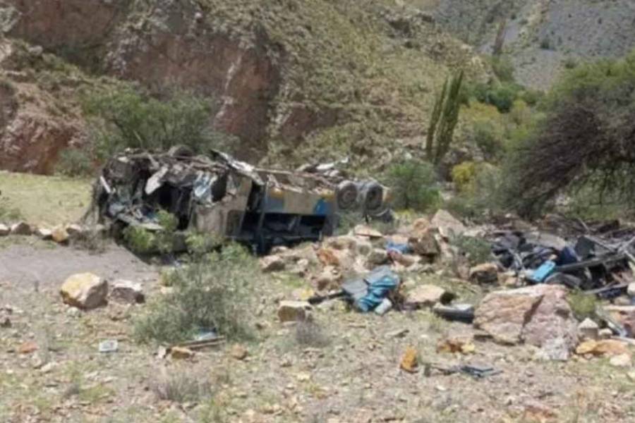 Un accidente de autobús en Bolivia deja al menos 30 muertos