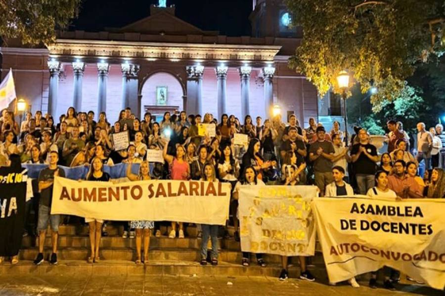 Autoconvocados marcharán en repudio de las 279 cesantías