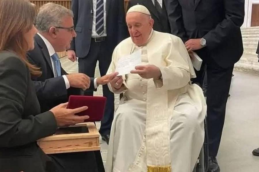 Jalil pidió por la salud del Papa Francisco