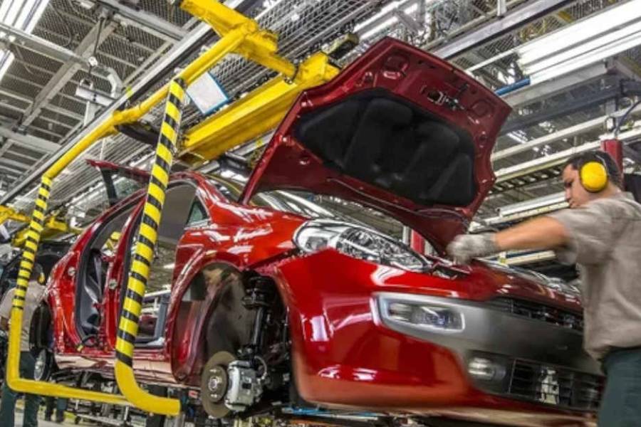 Fuerte suba de la producción automotriz y las ventas treparon más del 30% en febrero