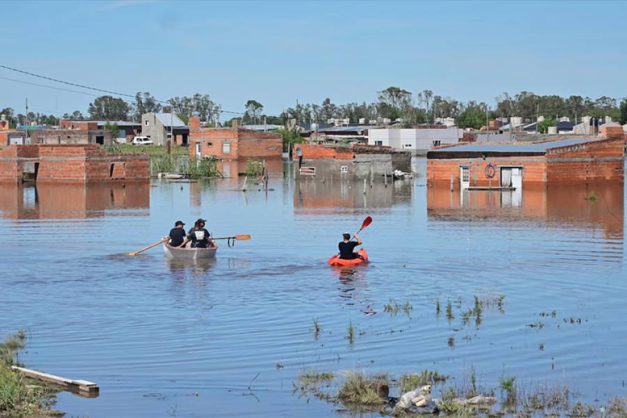 El Gobierno Nacional decretará tres días de duelo por el trágico temporal en Bahía Blanca y confirmó el envío de $10.000 millones