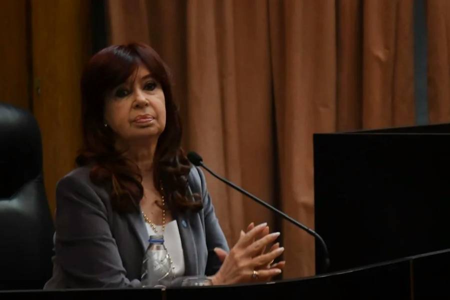 Cristina Kirchner expresó su tristeza por la tragedia en Bahía Blanca