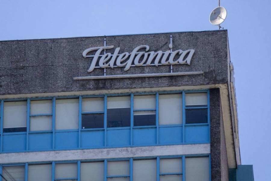 Telecentro denuncia ante la CNDC la venta de Telefónica a Telecom