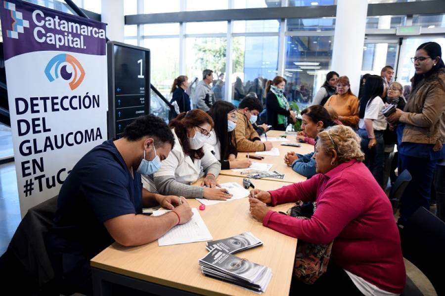 Centenares de personas se sumaron a la campaña de control contra el glaucoma