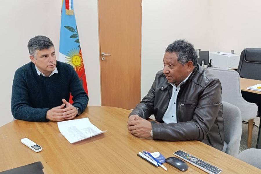 Intendente de Antofagasta de la Sierra se reunió con ministros de Educación y Producción