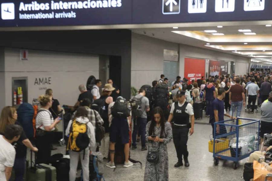 Casi 4 millones de pasajeros viajaron por el pais en abril