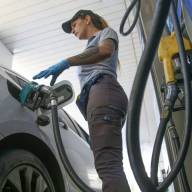 YPF subió 3,5% los precios de sus combustibles, en un día muy complicado para su valor en Bolsa