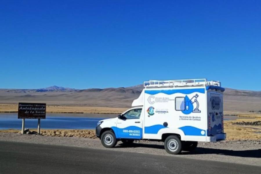 Aguas de Catamarca monitorea calidad del líquido vital en Antofagasta