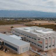 Dos diputadas en contra de que el gobierno inaugure obras públicas