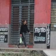 Una familia necesita $1.128.398 para no caer en la pobreza