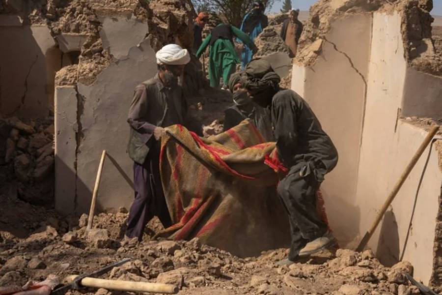 Terremoto en Afganistán: al menos 812 muertos y 2.817 heridos