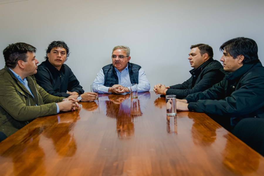 Jalil recorre Santa Rosa y se compromete a asistir a las familias afectadas por la tormenta