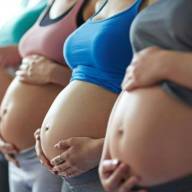 Una primavera para celebrar la vida: Se realiza el 82º Encuentro de Mujeres Embarazadas en la Catedral