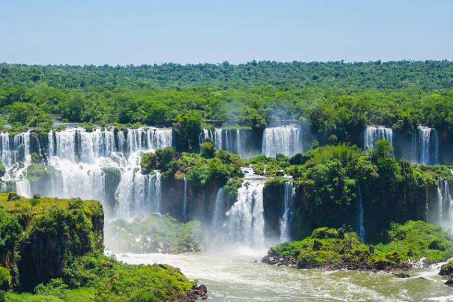 Viajaron un millón y medio de turistas este finde largo y gastaron $263 millones