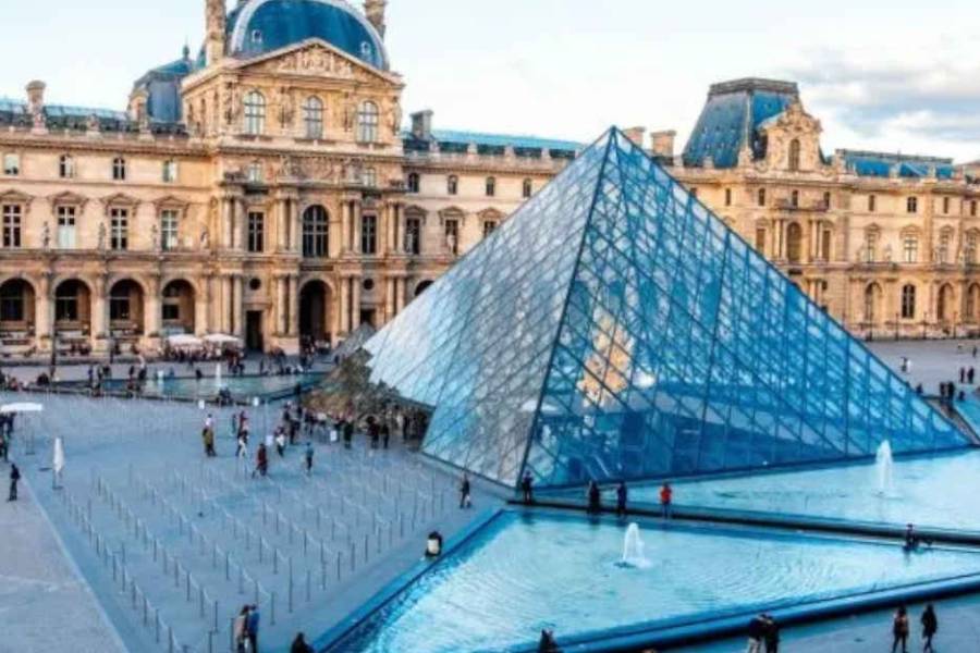 Robo en el Louvre: un turista registró sin querer el momento exacto del robo de una de las joyas