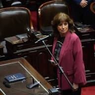 La diputada de izquierda Vilma Ripoll se autopercibió “crota” y provocó risas