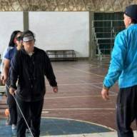 Aprender a jugar sin ver: Arrancó la capacitación en fútbol para ciegos en la UNCA