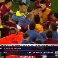 Escandaloso final de Lanús-U. de Chile: los jugadores de ambos equipos protagonizaron una feroz batalla campal