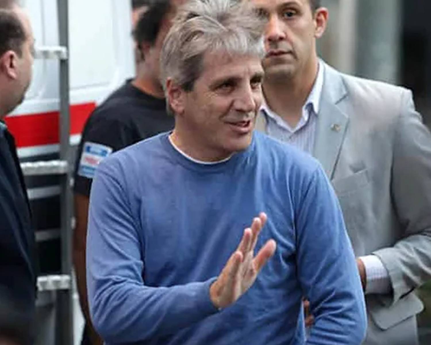 Optimista, Luis Caputo ya planifica el 2026 y evalúa buscar dólares en el mercado