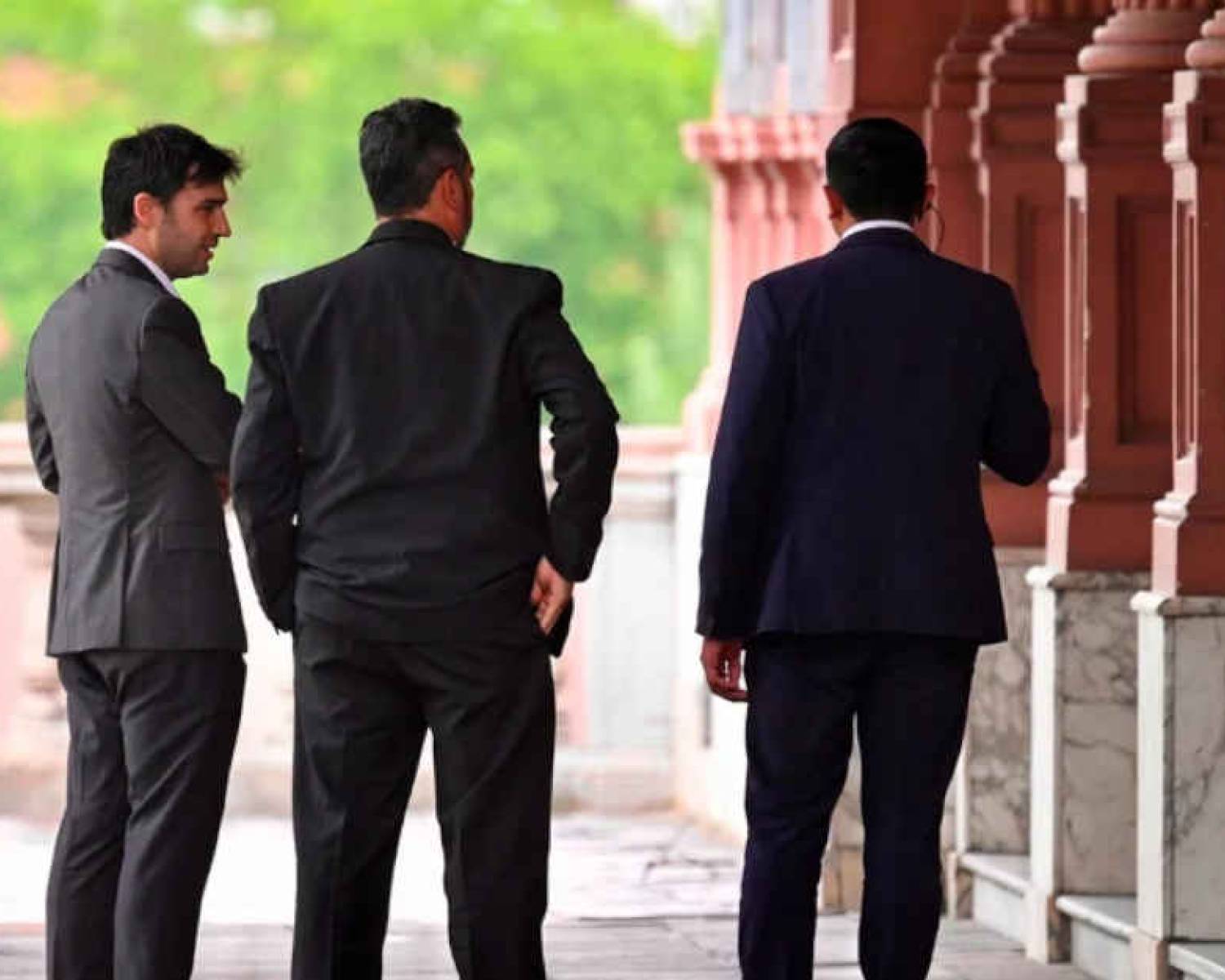 Santilli está reunido con el gobernador Ignacio Torres y luego recibe a Jalil