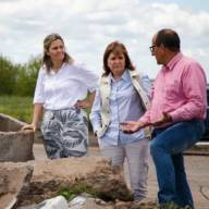 Bullrich recorrió zonas inundadas en la Provincia: anunció asistencia, maquinaria y créditos