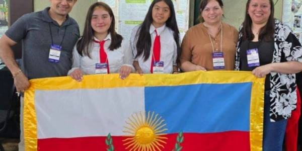 Vecinos de Pomán celebran el logro de la Escuela Rural N°18: orgullo y emoción 