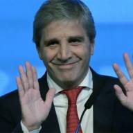 Ahora, Luis Caputo dice que The Wall Street Journal montó una 