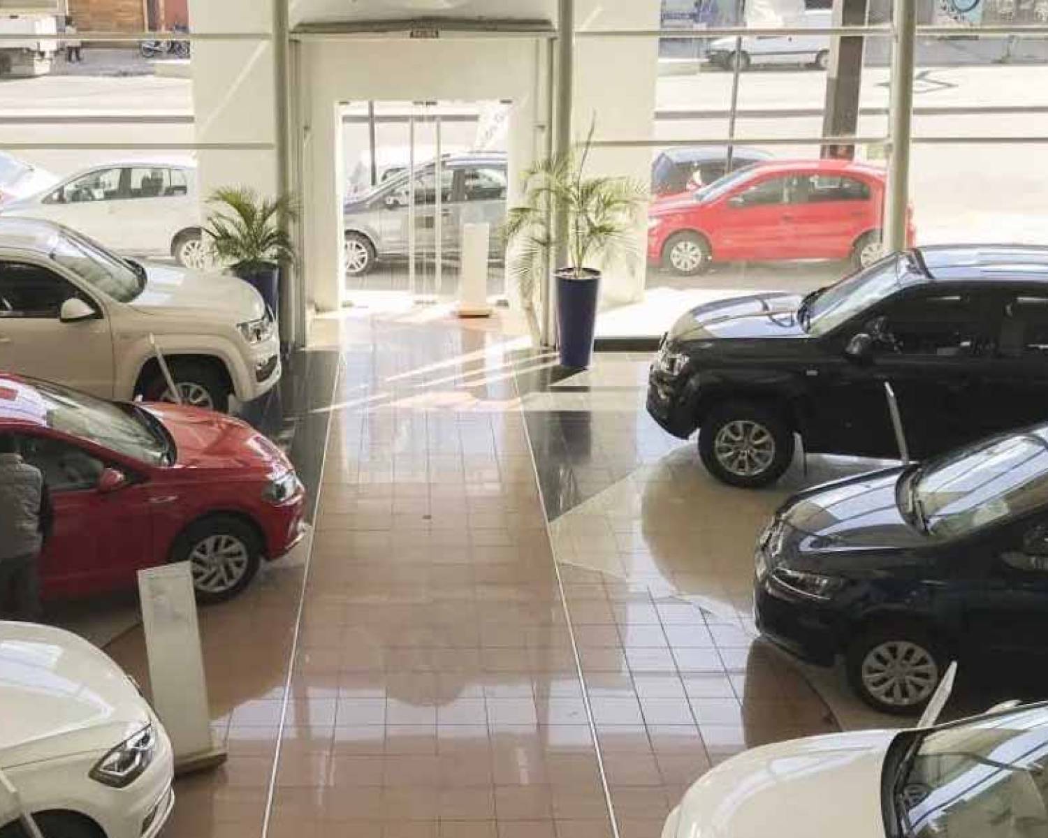 La financiación de autos nuevos y usados cayó al mínimo del año en octubre