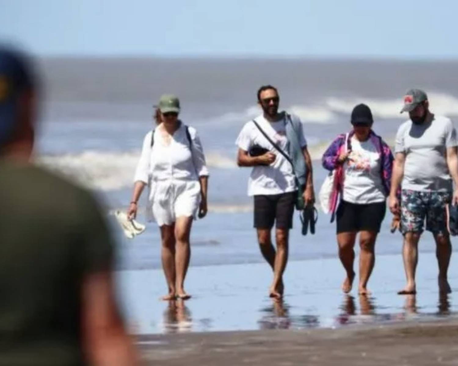 Un fin de semana largo con récord de movimiento: 1.7 millones de personas viajaron por el país
