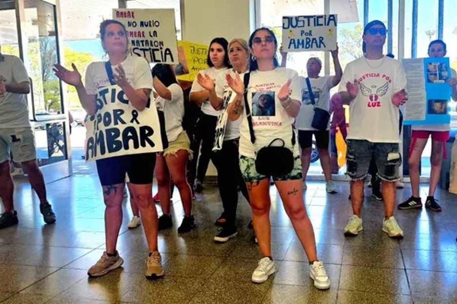 Córdoba: Manifestantes irrumpieron en la Maternidad provincial y denuncian muertes de bebés
