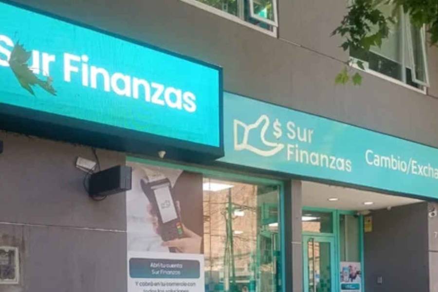 Allanan la financiera relacionada con el “Chiqui” Tapia