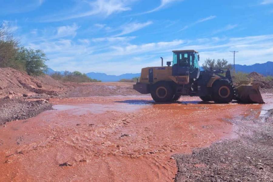 Fuerte temporal en Tinogasta: Trabajan contrarreloj para reabrir rutas y garantizar la seguridad vial