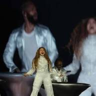 Shakira homenajeó a Gustavo Cerati en su primer show en Vélez