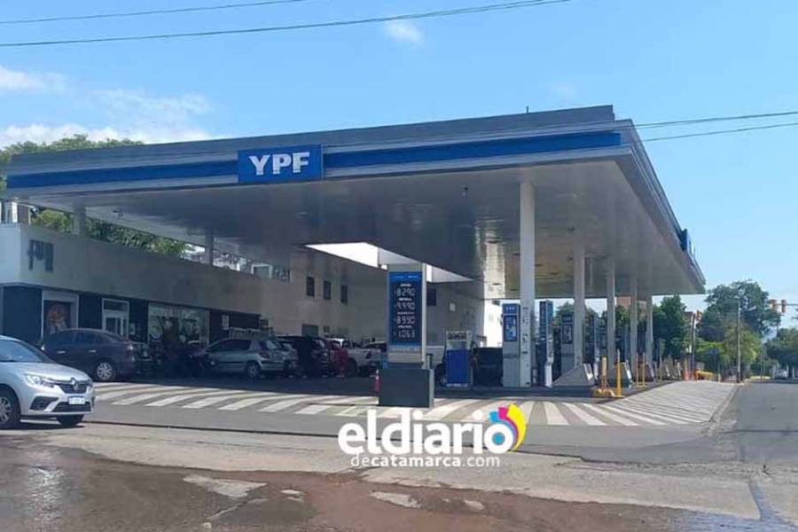 El presidente de YPF anunció una baja en el precio de la nafta: desde cuándo