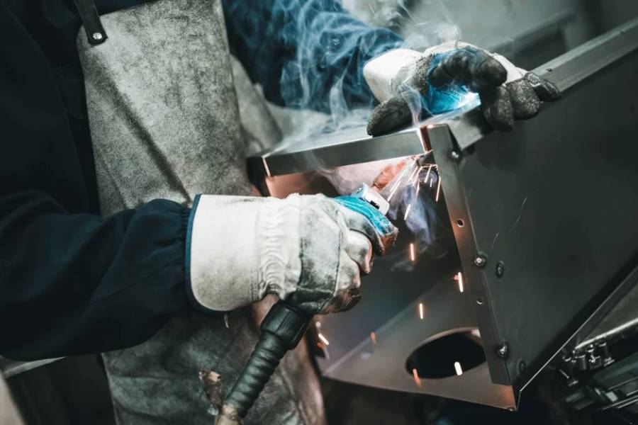 La industria metalúrgica sigue en baja: cayó 4,2% en noviembre