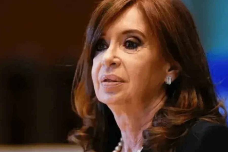 Cristina Kirchner lleva más de una semana internada y hace tres días que no hay un parte
