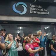 El Gobierno anunció la eliminación de ANDIS y el traspaso de funciones al Ministerio de Salud