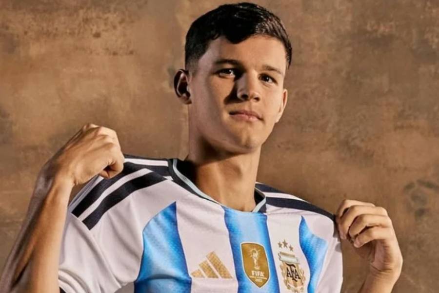 Valentín Carboni ya está en el país para ser nuevo refuerzo de Racing