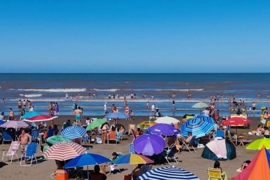 Verano 2026: alta ocupación en los principales destinos turísticos del país en el inicio de la temporada