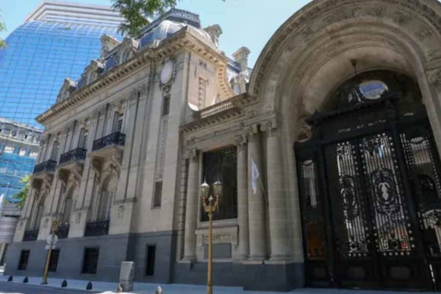 El Gobierno subasta el edificio de Cancillería donde funcionó el Instituto del Servicio Exterior de la Nación