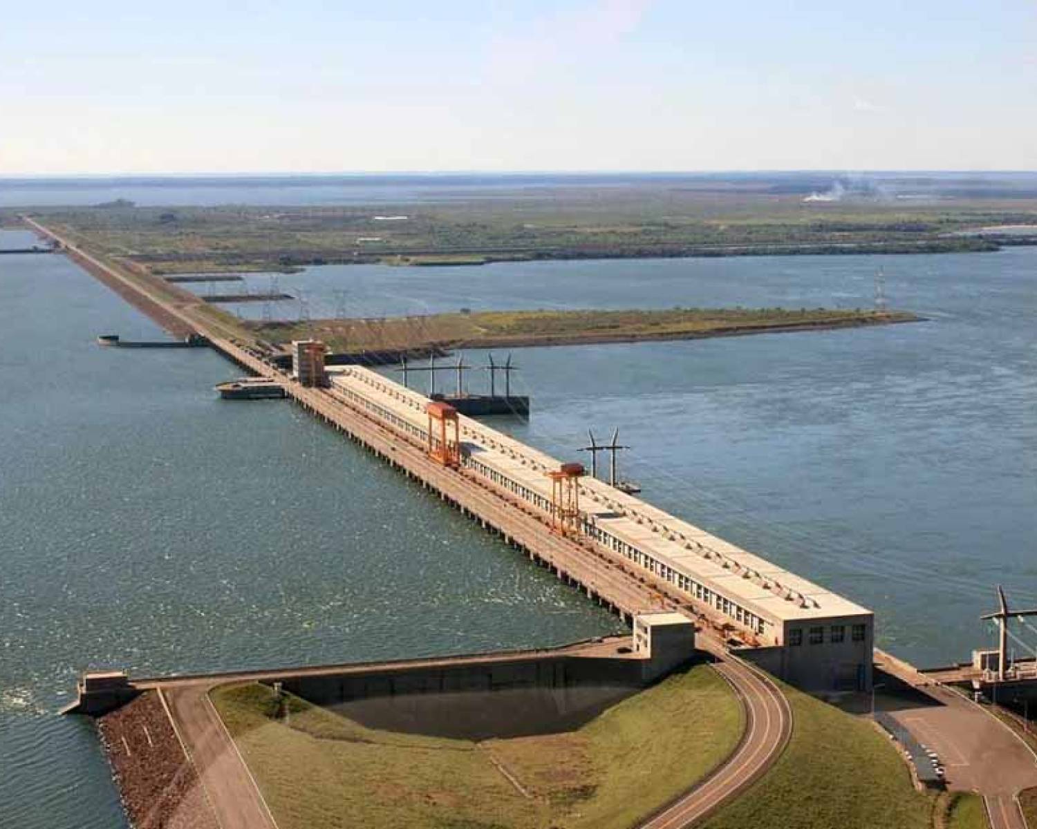 Tras aceptar una serie de renuncias, el Gobierno designó nuevas autoridades en Yacyretá