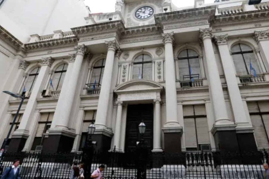 El FMI destacó el aumento de reservas del Banco Central: 