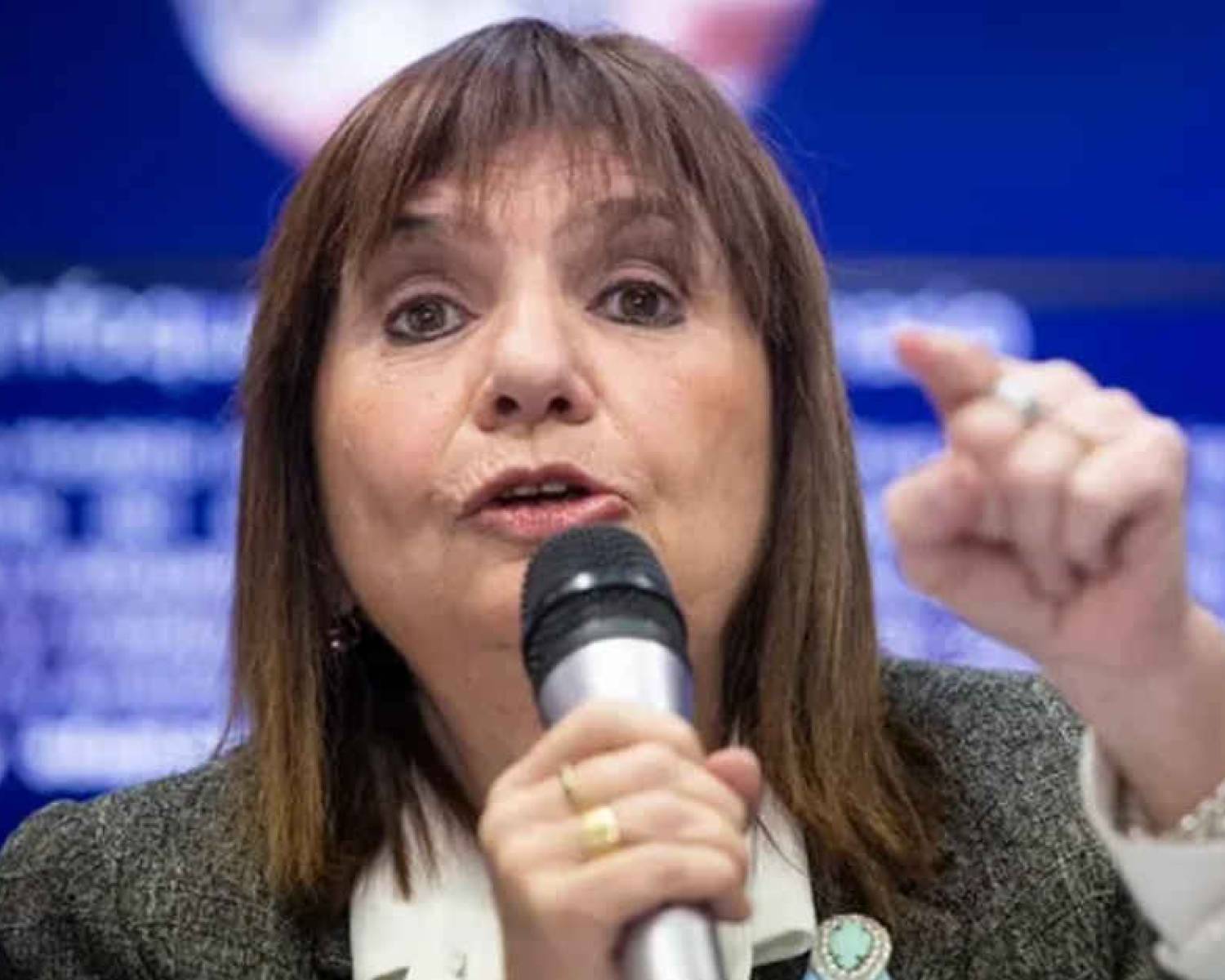 Patricia Bullrich buscará este martes sellar apoyos con el “grupo de los 44” para aprobar la reforma laboral de Milei